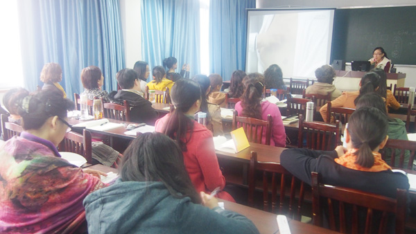 四川大学育婴师培训-产后饮食注意事项