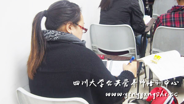 育婴师培训听课学员